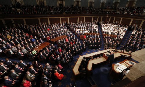 Američki Kongres odobrio paket pomoći vrijedan gotovo 900 milijardi dolara