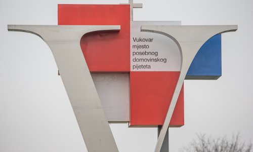 Za Kolonu sjećanja spremno 10.000 maski, dogradonačelnik Vukovara uvjerava: Kolona se prostire na 5,5 km, svi mogu držati distancu