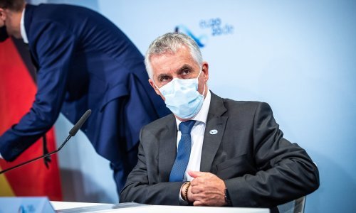 Neslaganje oko mjera u slovenskoj vladi: Ministar zdravstva traži strože mjere iako se epidemija smiruje, demantira da je dao ostavku