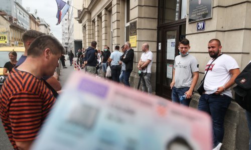 MUP ima poruku za građane: Na šalterima rješavajte samo neodgodive upravne poslove, istekli dokumenti i dalje vam vrijede