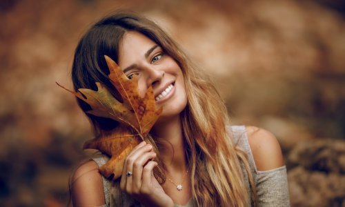 Ovo su najpopularniji stilovi šminkanja ove jeseni koji u prvi plan stavljaju oči i obrve