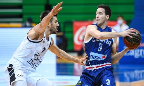 Cibona čak devet minuta nije uspjela zabiti koš, što je Partizan kaznio serijom 18:0 i došao do pobjede