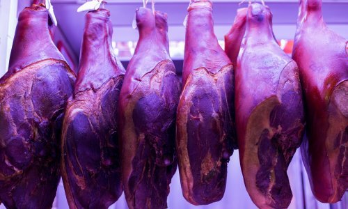 S tržišta se povlači jedna vrsta šunke zbog bakterije, provjerite jeste li je kupili