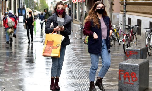 U Sloveniji 920 novozaraženih i 32 preminula od posljedica Covida-19