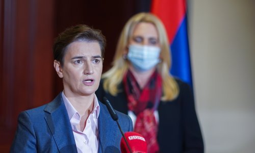 Srbija pooštrila mjere: Kafići, restorani i trgovine mogu raditi do 21h. Brnabić poručila: Sljedeća mjera je zabrana kretanja...