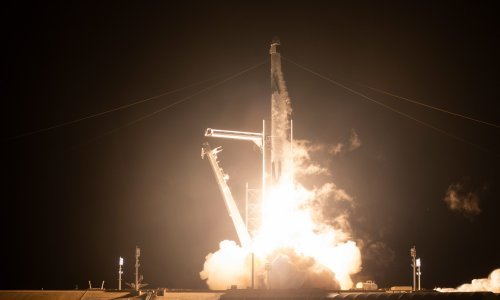 [FOTO] Let od 27 sati: SpaceX lansirao četiri astronauta prema Međunarodnoj svemirskoj postaji