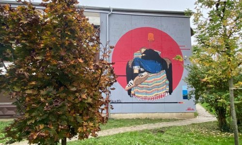 Novi mural Borisa Bare krasi pročelje osnovne na Peščenici