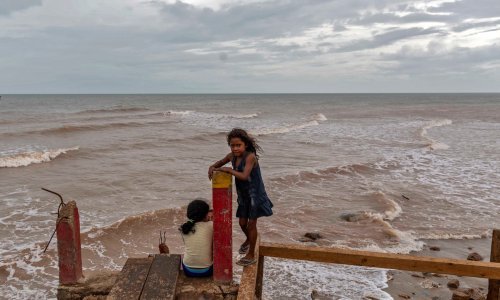 Uragan Iota prešao u najvišu kategoriju, Hondurasu i Nikaragvi prijete vjetrovi od čak 260 km/h