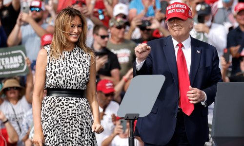 Slovenci su imali velika očekivanja od Melanije Trump, no ostali su razočarani, a sad bi mogli imati i štete zbog vezanosti za njenog muža