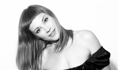 Zvijezda filma i predstave 'Kauboji' objavljuje novu pjesmu koja će se naći i na albumu Femme Nouvelle Vol. 2