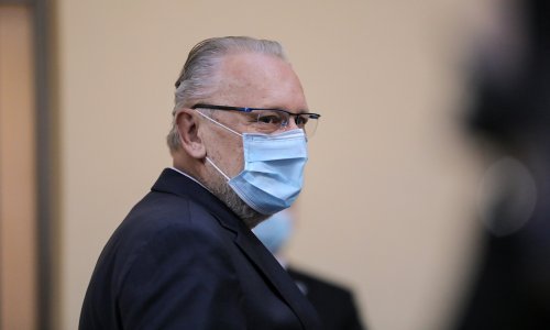 Davor Božinović o novim mjerama u borbi protiv koronavirusa: Kreću ograničenja okupljanja, ograničavanje rada ugostiteljskih objekata...