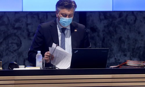 [FOTO] Plenković: Situacija je vrlo ozbiljna, Stožer priprema paket novih mjera
