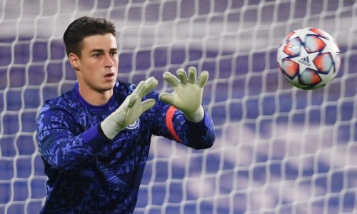 Najskuplji golman u povijesti nogometa tek je rezerva u klubu; očajnički pokušava oživjeti karijeru te traži odlazak na posudbu