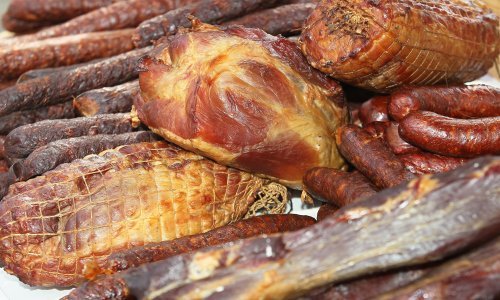 Iz trgovina se povlači 'Suho svinjsko meso'