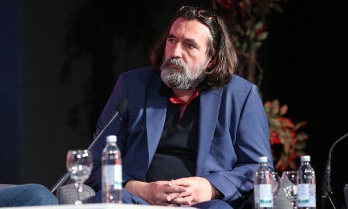 Čehok kontra Čačića: Nisu krivi kafići, nego radni prostor