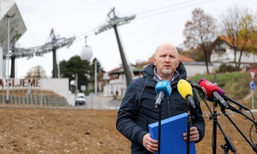 Petek: Sljemenska žičara nema projektnu kvalitetu i nova je Bandićeva afera