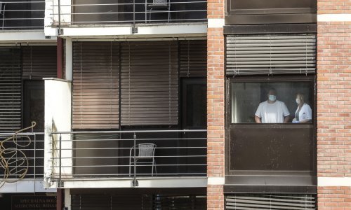 Danas 2958 novozaraženih i čak 57 preminulih; gotovo 700 novih u Zagrebu, u Varaždinu više od 300