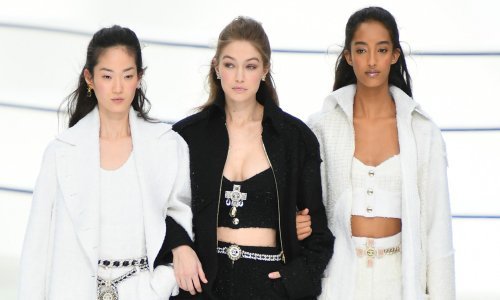 U moru popularnih najlonki koje su zavladale modnom scenom svi žele imati ove s potpisom Chanela