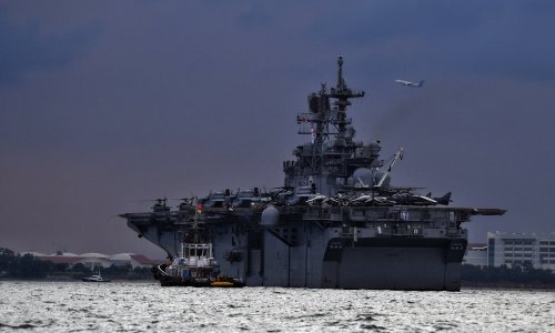 Rusija zatekla američki brod u svojim vodama, protjerala ga