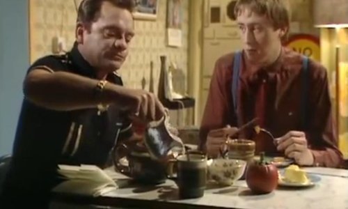 Mirror ismijao Novi Sad: Ovo je kao iz 'Mućki'!