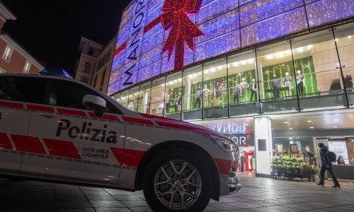 Švicarka u supermarketu napala dvije žene, nije isključen 'teroristički motiv'