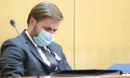 Plenković oporbi: Ćorić je dobar čovjek, a argumenti za njegovo rušenje su smiješni! Iz SDP-a mu poručili da je zanat jako lijepo ispekao kod Sanadera