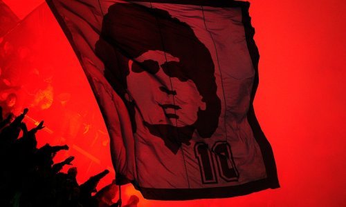 Navijači Napolija spremaju nikad viđeni spektakl u čast Diega Maradone; San Paolo će biti prazan, ali nogometaše Rijeke čeka pakao