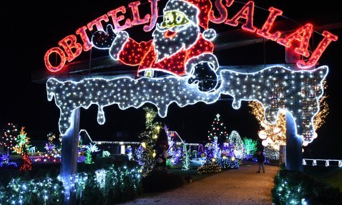 Zbog novih korona-mjera u zadnji čas odgođena Božićna priča obitelji Salaj. 'Sve je bilo spremno, kako ćemo sad to platiti'