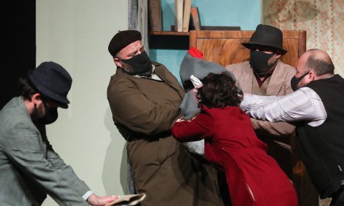 'Hrvatski put ka sreći' Bobe Jelčića, neočekivano ruho satire u Kerempuhu