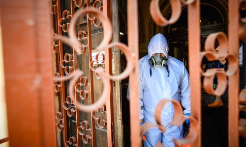 Bugarska uvodi oštre mjere protiv pandemije covida-19, zatvaraju škole, lokale, prodajne centre