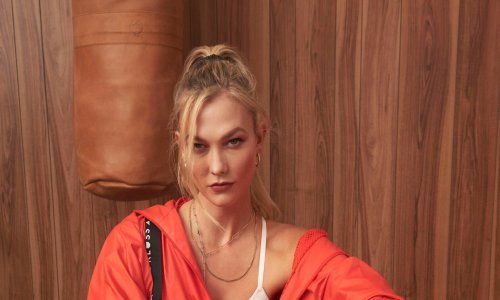 Bikini izdanje: Karlie Kloss ponovo pokazala trudnički trbuščić