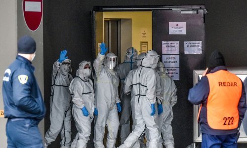 U zagrebačku Arenu stigli prvi pacijenti iz tri bolnice, u stacionaru pripremljeno 100 kreveta