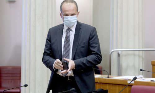 'Situacija je izvanredna, o kažnjavanju građana treba odlučiti dvotrećinskom većinom'