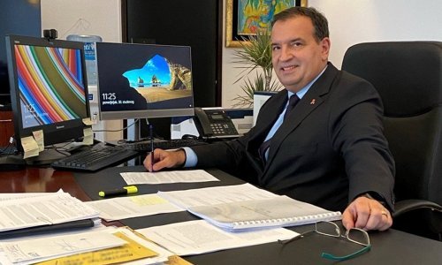 Beroš na Fejsu: Ponovno sam u uredu nakon preboljele korone