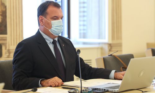 [FOTO] Beroš otkrio koliku će kaznu građani morati platiti zbog nenošenja maske