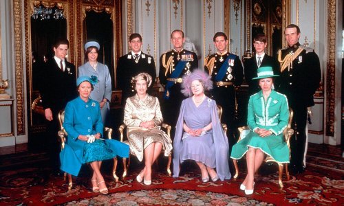 Nova sezona serije 'Kruna' naljutila je kraljevsku obitelj, a kraljičinom rođaku posebno je zasmetao ovaj detalj