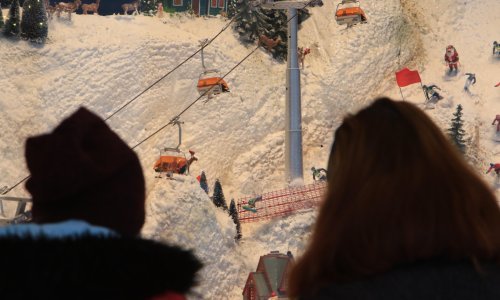 Francuska uvodi granične kontrole, želi zaustaviti odlaske na skijališta