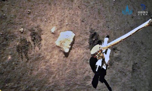 Misija Chang'e 5 je uspjela: Kineski znanstvenici imaju uzorak Mjesečeve prašine