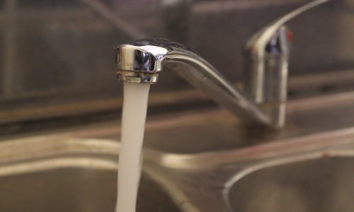 Obilne kiše zamutile vodu u Imotskoj krajini; iz Vodovoda poručuju: Nije prijetnja zdravlju