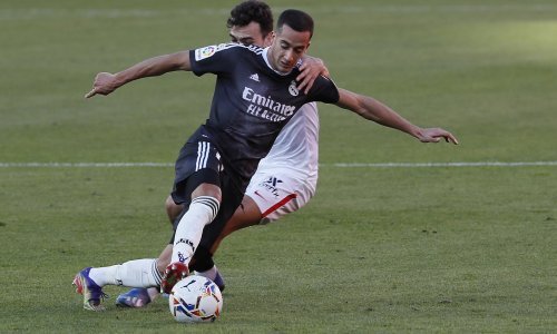 Real Madrid slavio u derbiju kod Seville pa Zinedine Zidane malo može odahnuti; tragičar utakmice je domaći vratar