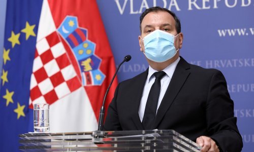 Beroš komentirao apel znanstvenika, a Fuchs objasnio zašto srednje škole idu online