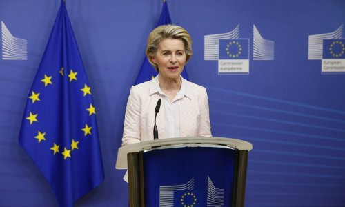 Von der Leyen: Prvi Europljani bit će cijepljeni vjerojatno prije kraja 2020.