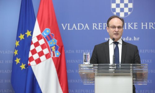 [VIDEO/FOTO] Frka-Petešić priznao: Ja sam nazvao znanstvenike i rekao im da daljnja suradnja nema smisla
