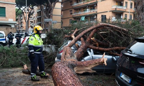 Opasnost od odrona i lavina u Italiji nakon obilnih kiša i snijega