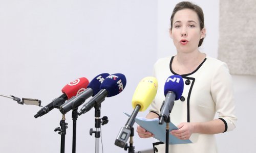 [FOTO/VIDEO] Selak Raspudić o nabavi medicinske opreme: Je li Hrvatska konačno suzbila korupciju ili je to zato što se ta korupcija događa izvan našeg pogleda?