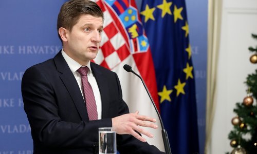 Koronakriza donijela nagli rast zaduženosti države, do kraja godine omjer duga i BDP-a penje se iznad 87 posto