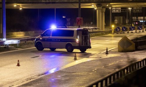 Zatvorena brza cesta Solin-Klis zbog prometne nesreće u tunelu Mravince