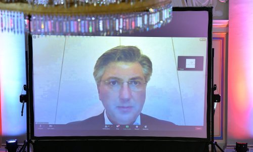 Premijer objasnio zašto se o važnim temama u Saboru raspravlja u kasne sate: Ponajviše zastupnici oporbe odvlače rasprave nekim drugim temama