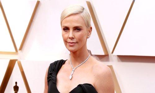 Ovako je Charlize Theron ismijala najmlađu sestru iz klana Kardashian-Jenner