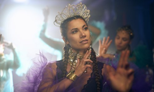 Aklea Neon predstavila afro futuristički hit 'Shika Shika'